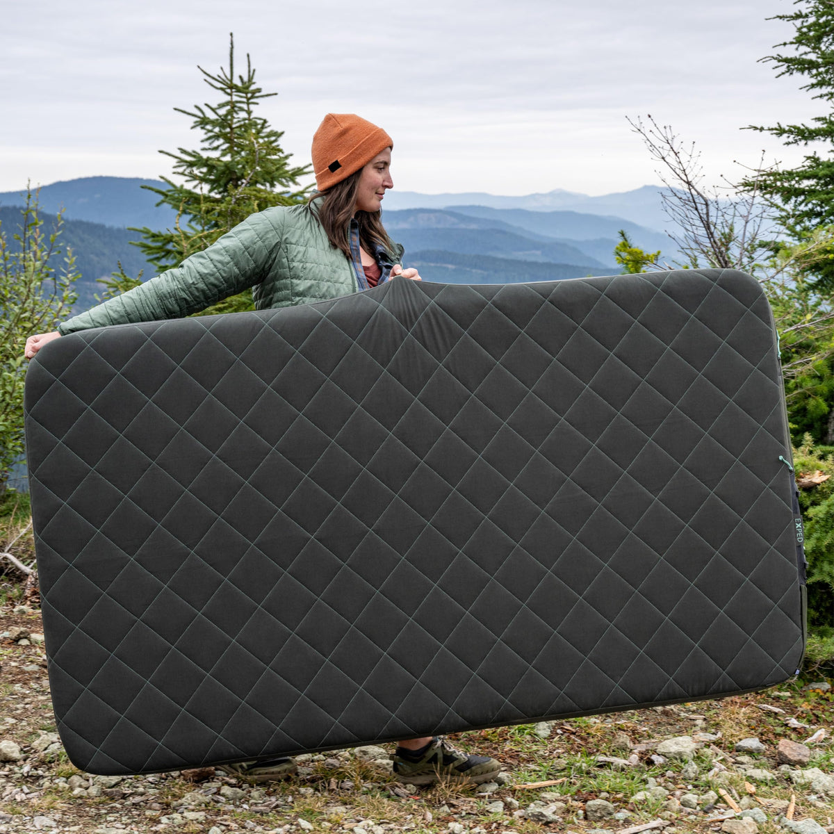 Exped LuxeMat Self Inflating Luxury Sleeping Mat, 4” Foam Pad with Pump
